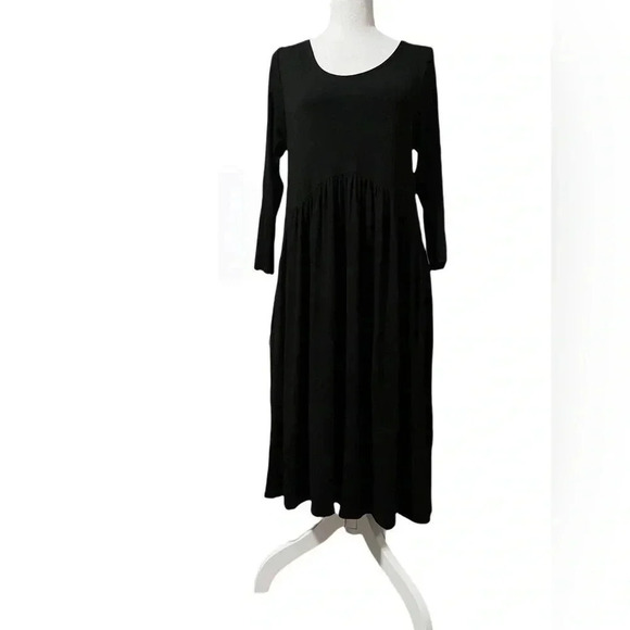 Agnes and Dora Black Pullover Modest Dress Everyday Dress with Side Pockets - Picture 3 of 5